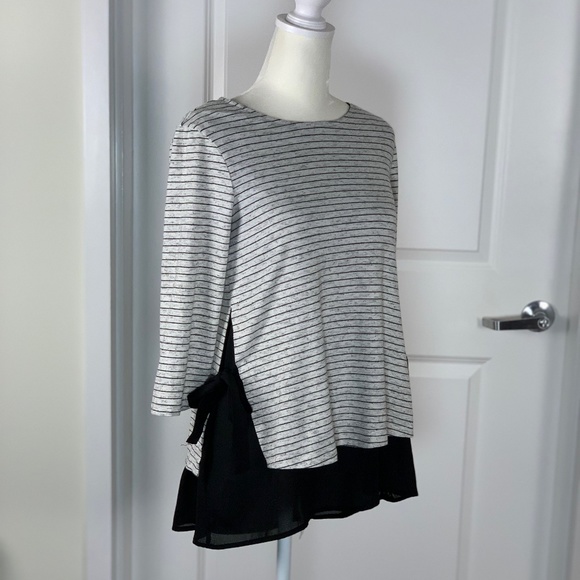 *Pebble & Stone Pullover Stripe Top Gray Black Small Side Tie Sheer Trim Casual - Picture 3 of 8